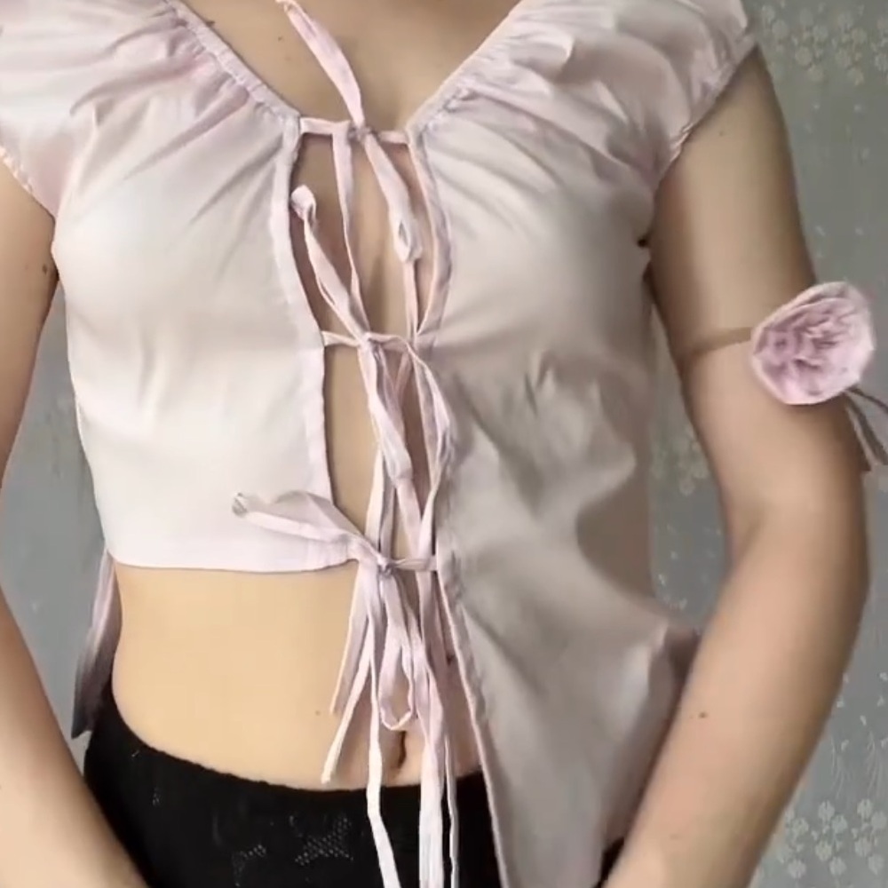 Flower choker / accessory